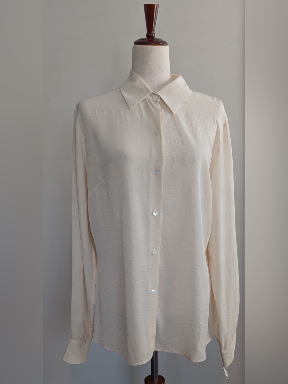Vintage Talbots 100% Silk Button Down Blouse Ivory Floral Texture NWT Size 16